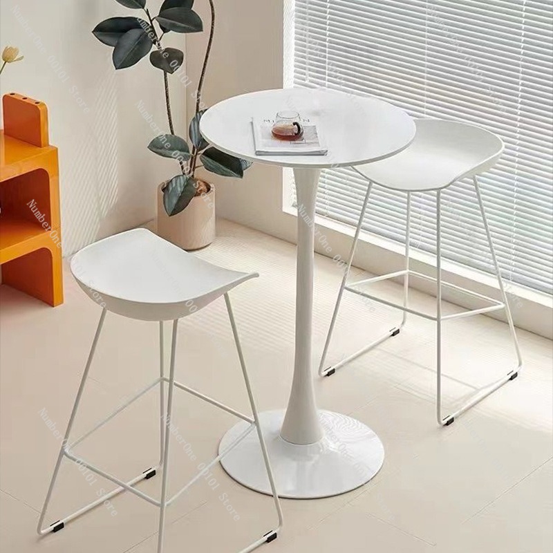 Table basse ronde élégante et  - Coffee Tea Lounge avis et prix